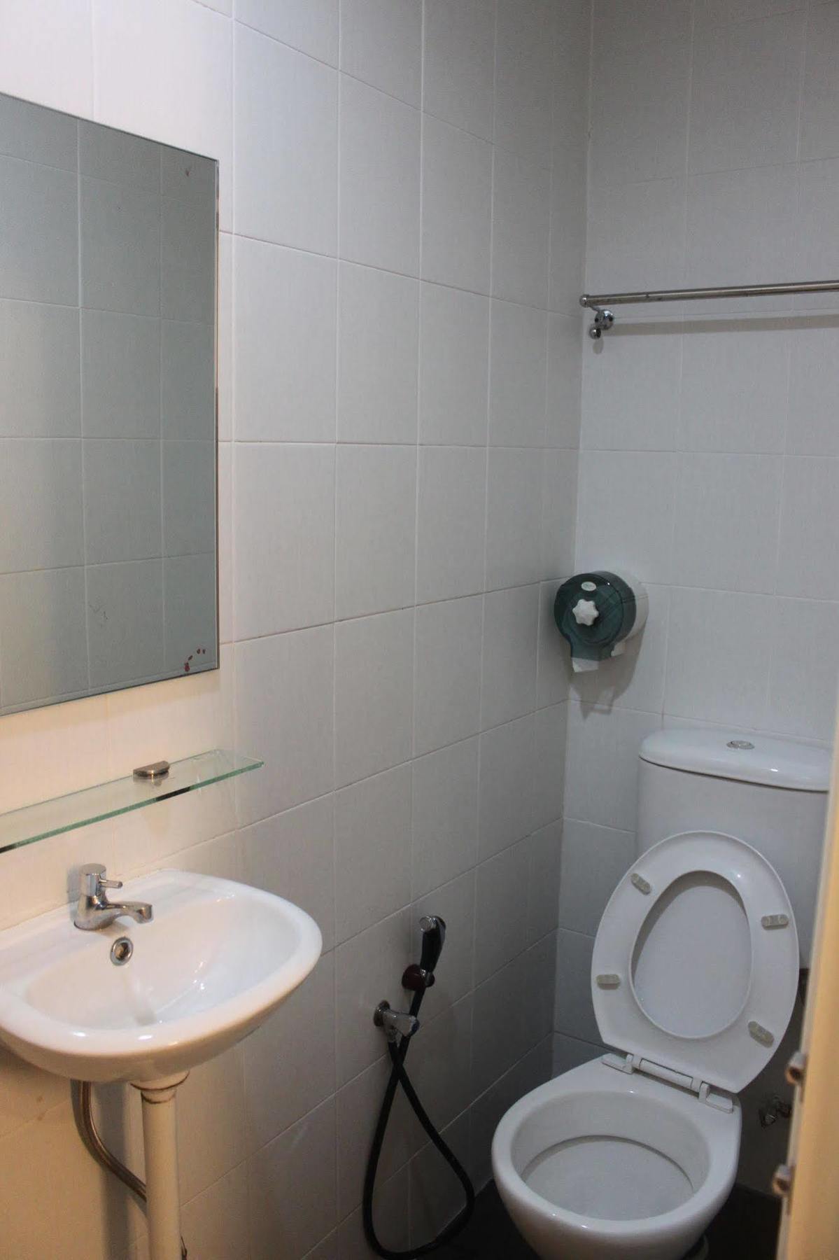 Apple 1 Hotel Budget Gelugor Ngoại thất bức ảnh